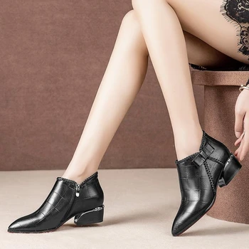 Moteriški batai 2023 Karštas išpardavimas Zip moteriški batai Mada Solidus biuras ir karjera Seksualūs smailūs kojų kulniukai Moterys Nuogos Batai Zapatos