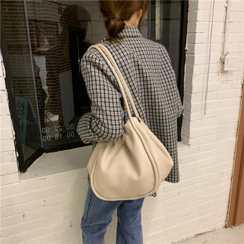 Prabangus dizaineris Naujas moterų sankabos krepšys Plisuotas koldūnų pečių pasiuntinio krepšys Mažas mielas Lady Crossbody debesų krepšys